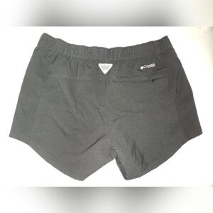 Columbia Womens Black Shorts